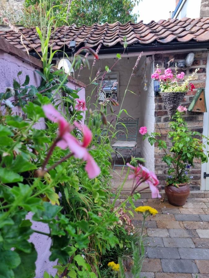 Bluebird Cottage Pickering Exteriör bild
